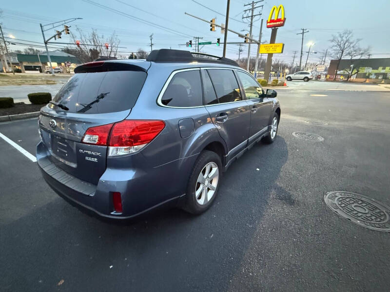2013 Subaru Outback 2.5i Premium