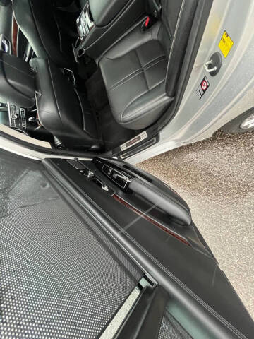 2015 Kia K900 Luxury