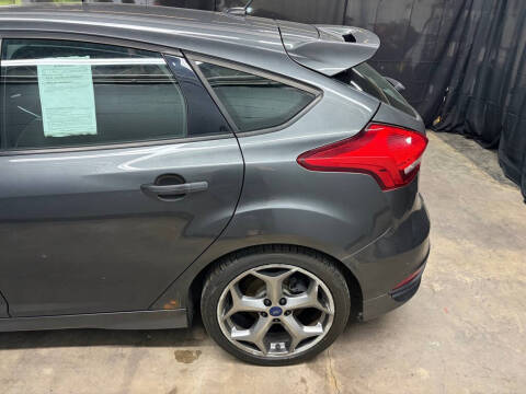 2017 Ford Focus ST