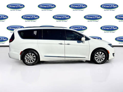 2019 Chrysler Pacifica Touring L