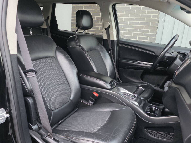 2016 Dodge Journey Crossroad