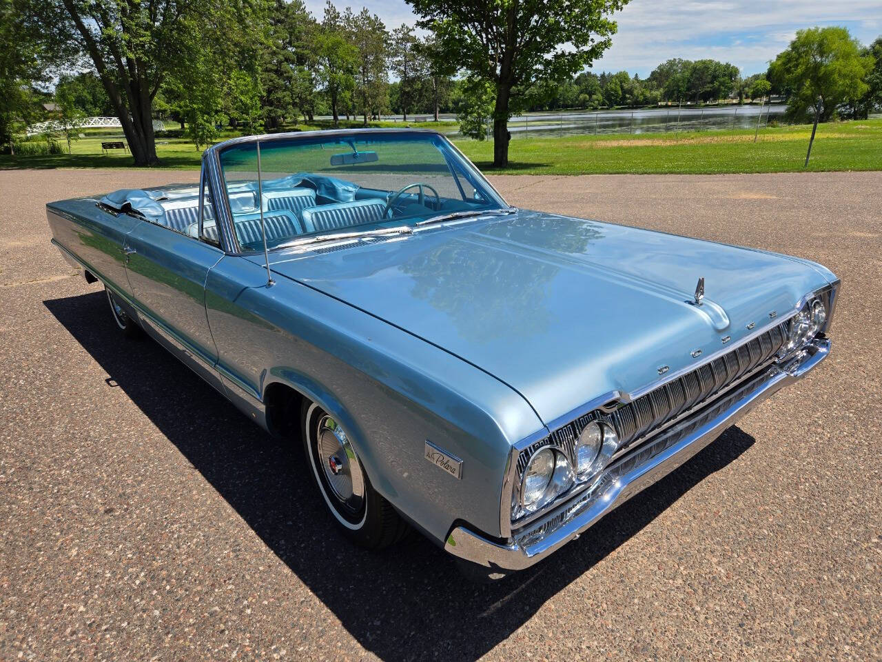 1965 Dodge Polara 19