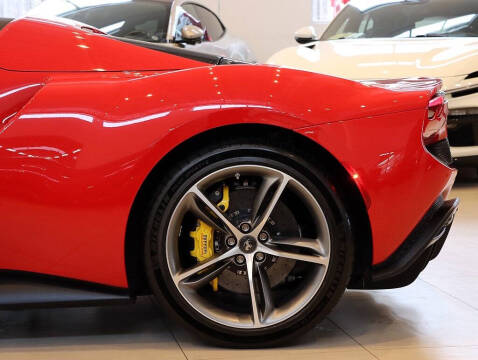 2024 Ferrari 296 GTS