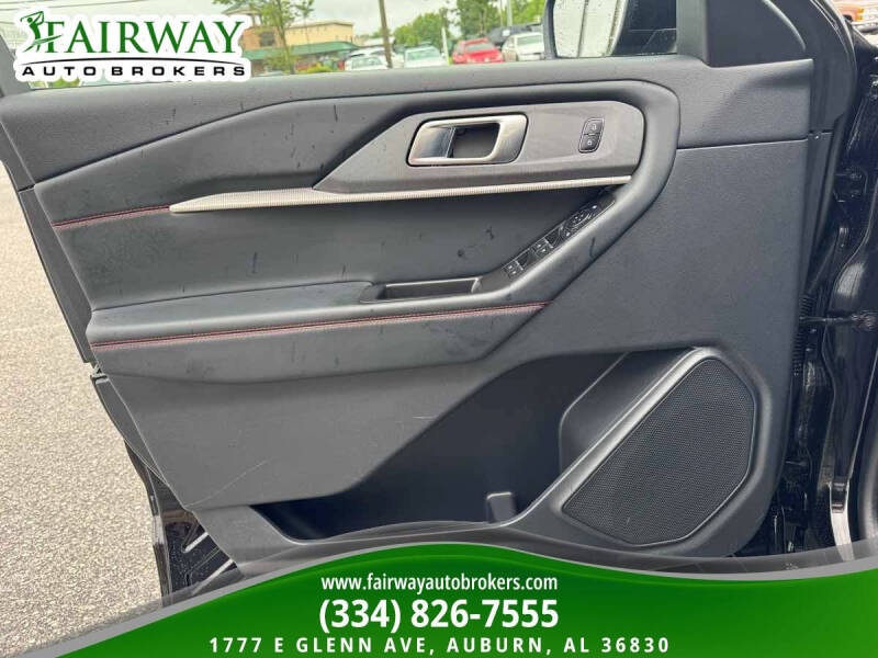 2025 Ford Explorer ST-Line
