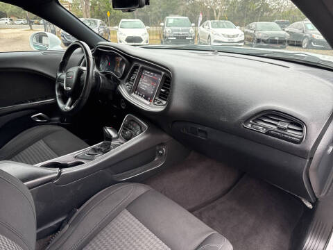 2018 Dodge Challenger SXT