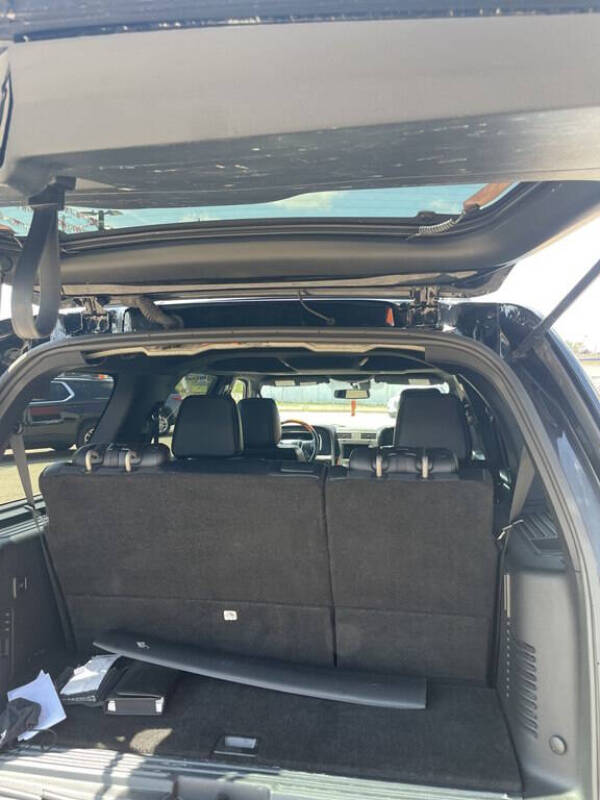 2017 Lincoln Navigator Select