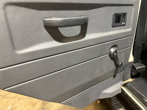 1990 Land Rover Defender