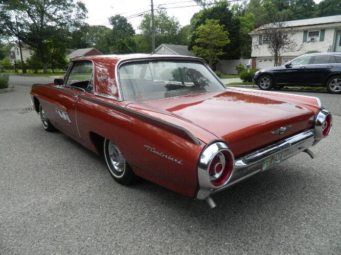 1963 Ford Thunderbird