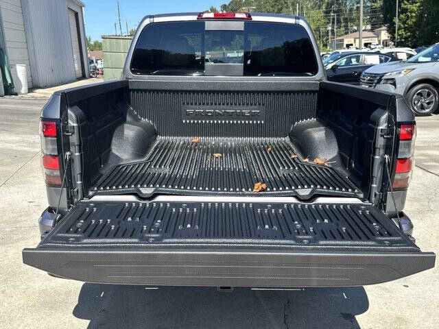 2026 Nissan Frontier SV