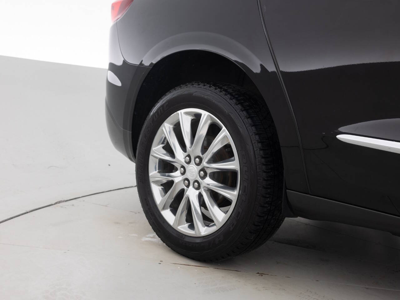 Used Car 2018 Buick Enclave  Essence 4x4 4dr Crossover For Sale Under $15,000 In Coal City, Illinois