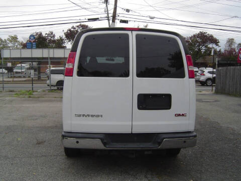 2018 GMC Savana LT 3500