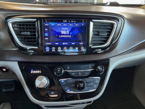 2017 Chrysler Pacifica Touring