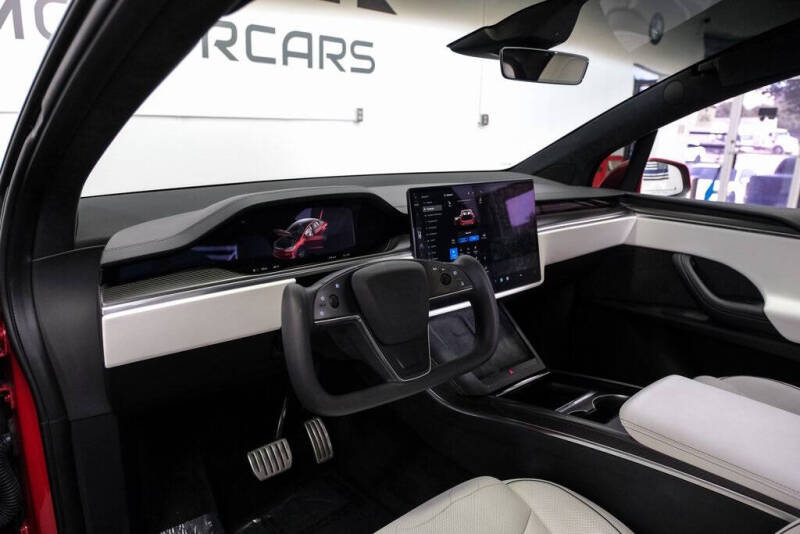 2022 Tesla Model X Plaid