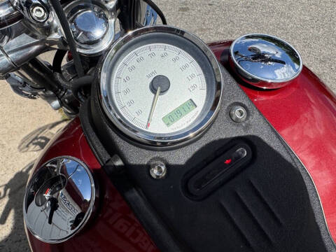 2010 Harley-Davidson FXDB -