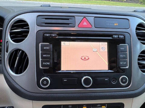 2011 Volkswagen Tiguan SE 4Motion