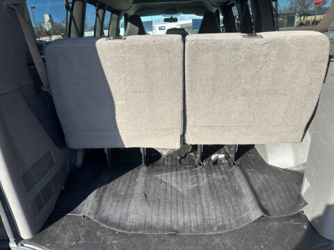 2017 Chevrolet Express LS 2500