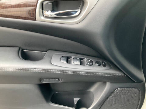 2014 Nissan Pathfinder SL