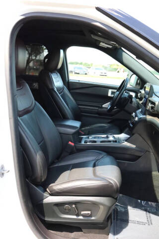 2020 Ford Explorer Platinum