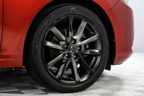 2018 Mazda MAZDA3 Touring