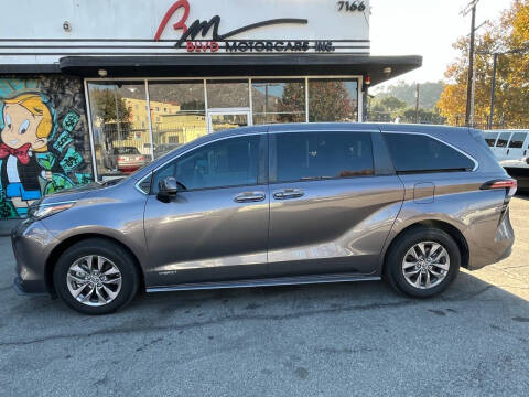 2021 Toyota Sienna LE 8-Passenger