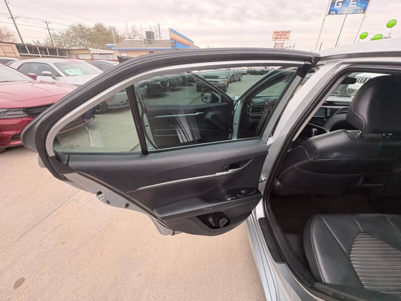 2019 Toyota Camry Hybrid