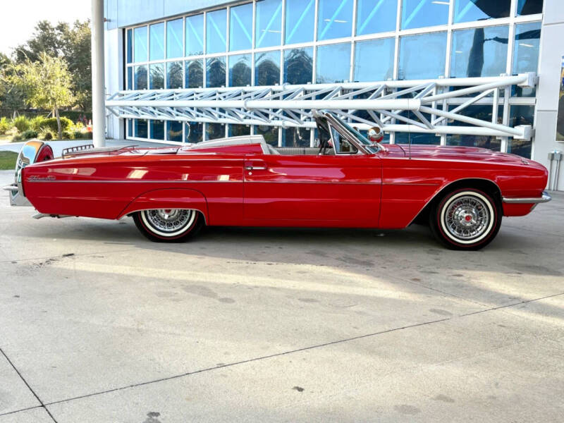 1966 Ford Thunderbird