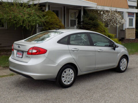 2013 Ford Fiesta SE