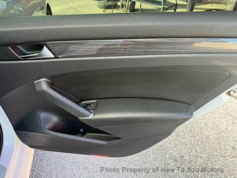 2021 Volkswagen Passat R-Line