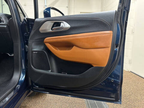 2024 Chrysler Pacifica Pinnacle