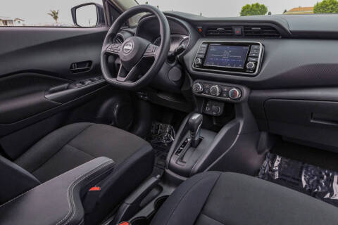 2025 Nissan Kicks Play S