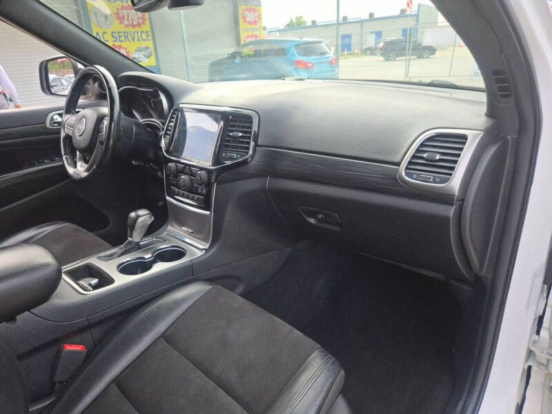 2020 Jeep Grand Cherokee Altitude