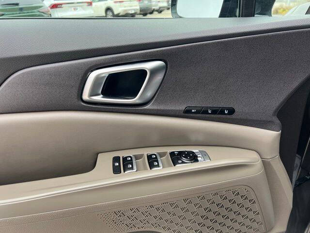 2025 Kia Carnival SX