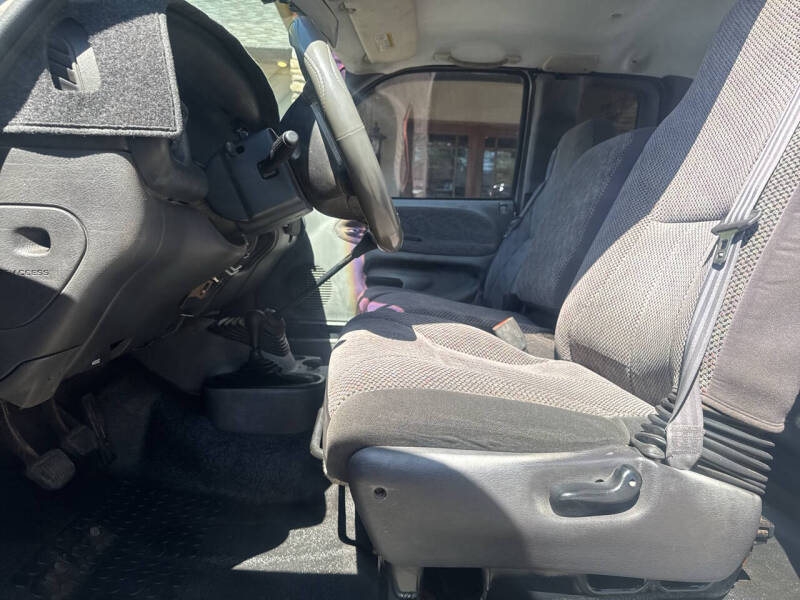 2000 Dodge Ram 3500 SLT