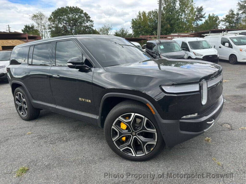 2023 Rivian R1S Adventure
