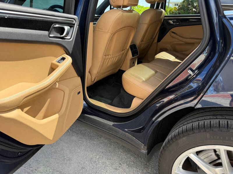 2018 Porsche Macan S