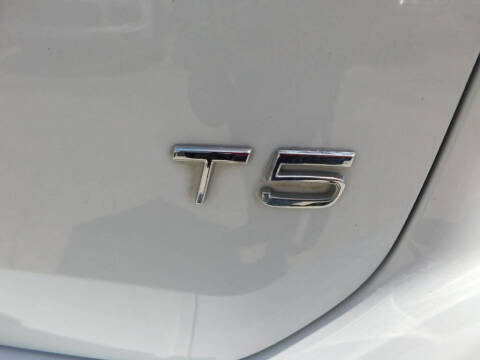 2016 Volvo XC60 T5 Drive-E