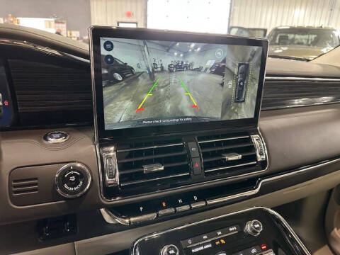 2023 Lincoln Navigator L Black Label