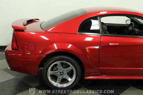 2004 Ford Mustang GT Deluxe