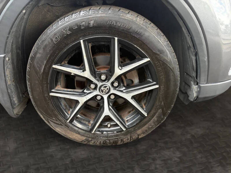 2018 Toyota RAV4 SE
