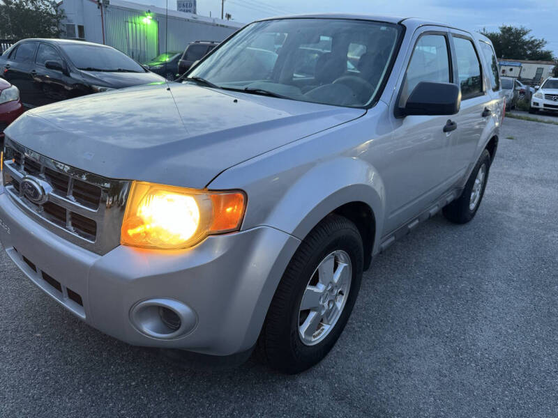 2011 Ford Escape XLS