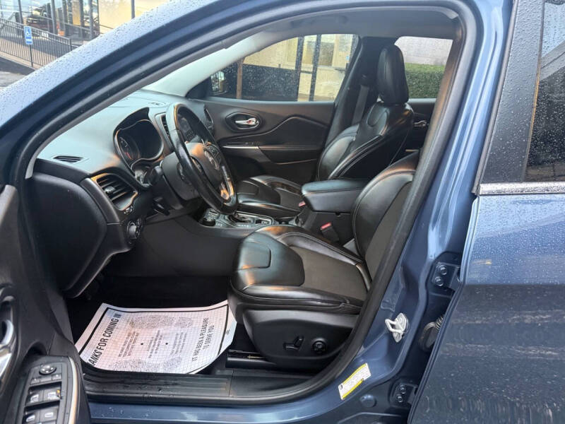 2020 Jeep Cherokee Latitude Plus