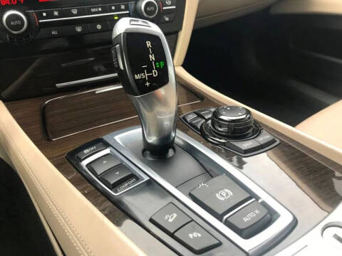 2011 BMW 7 Series 750Li xDrive