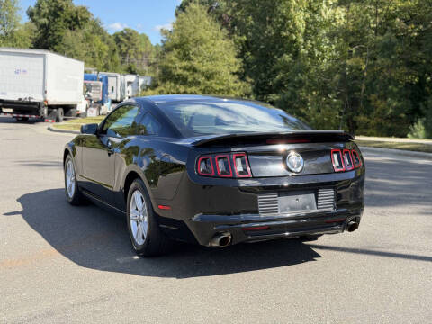 2014 Ford Mustang V6