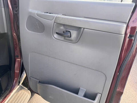 2006 Ford E-Series E-350 SD XLT