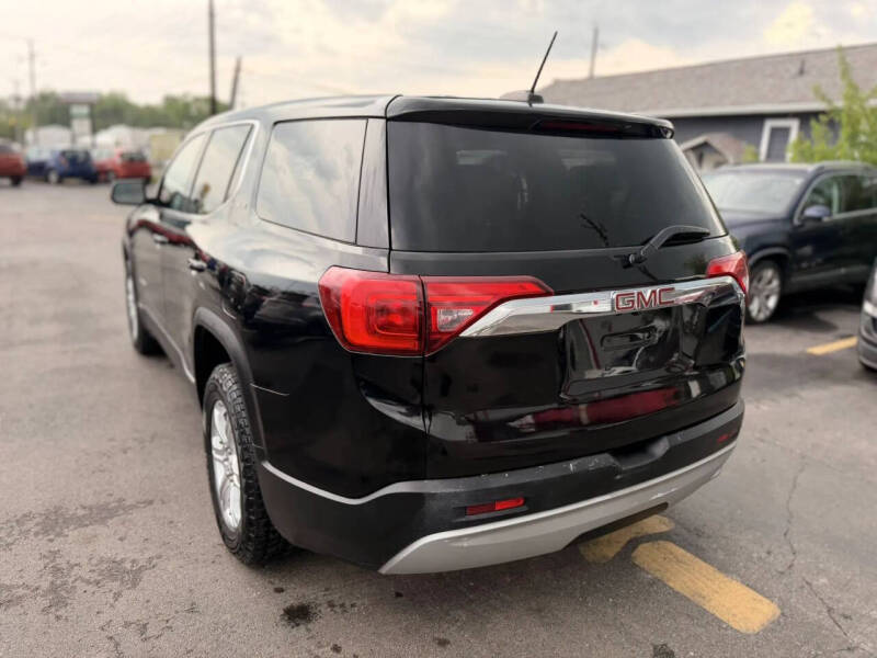 2017 GMC Acadia SLE-1