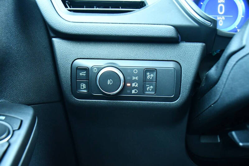 2021 Ford Escape Hybrid Titanium