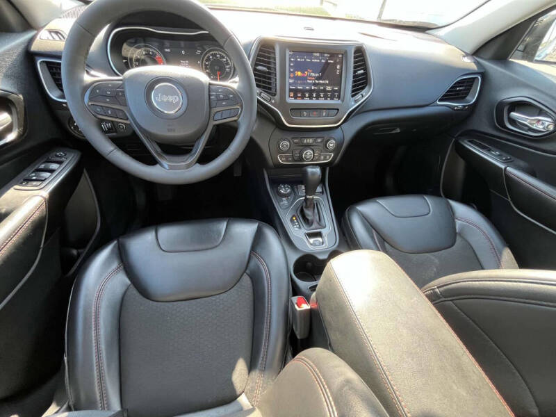 2022 Jeep Cherokee Trailhawk