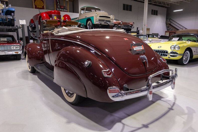 1940 Ford Deluxe
