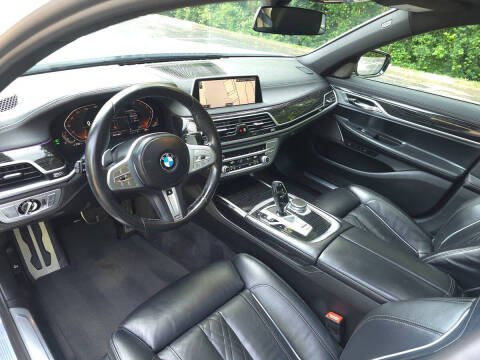 2022 BMW 7 Series 740i xDrive