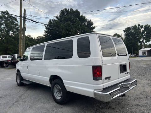 2012 Ford E-Series E-350 SD XLT